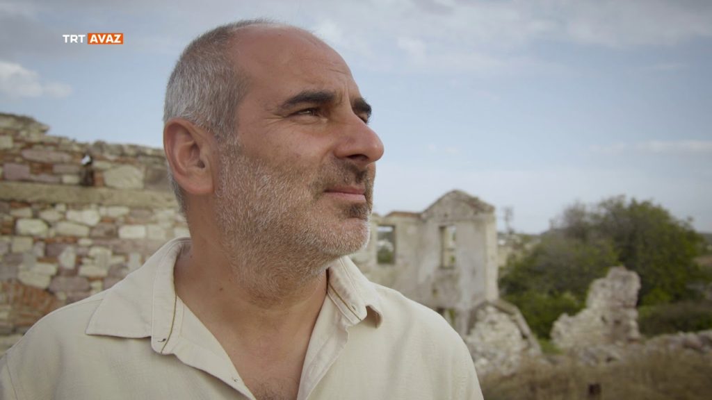 Fihi Ma Fih – Ne Varsa İçindedir (42.Bölüm)