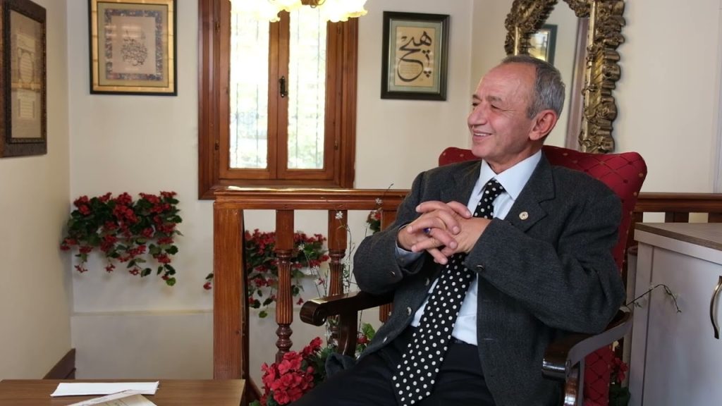 Sadık Yalsızuçanlar – Rumî Kitabı Üzerine