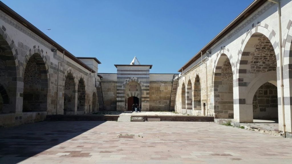 Faik Özdengül, Rumi Aşkın Terapi, 42