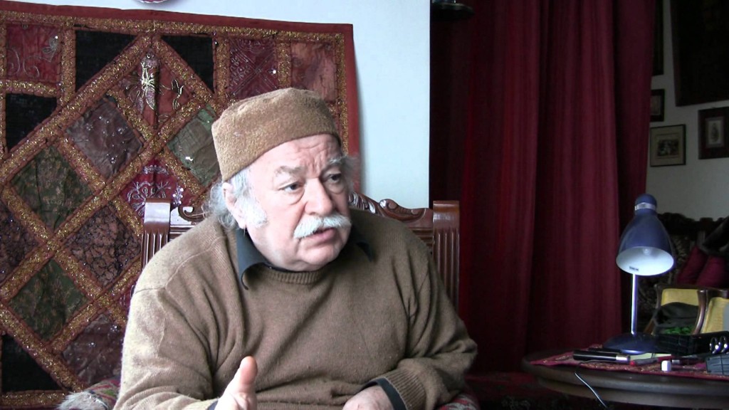 Nezih Uzel’in evinde söyleşi